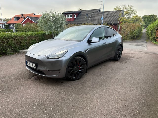 Tesla Model Y 2023