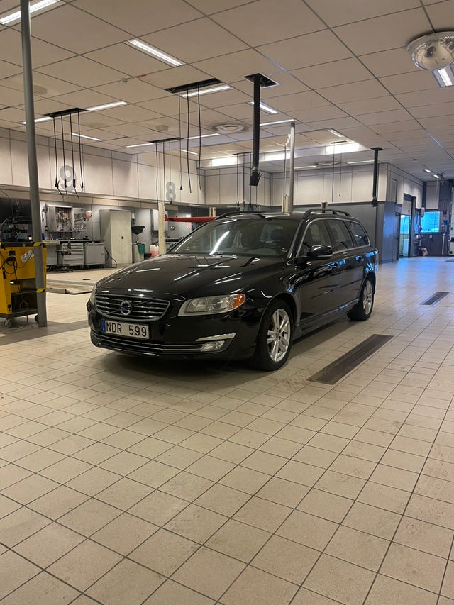Volvo V70 2013
