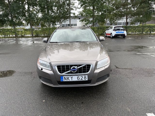 Volvo V70 2011