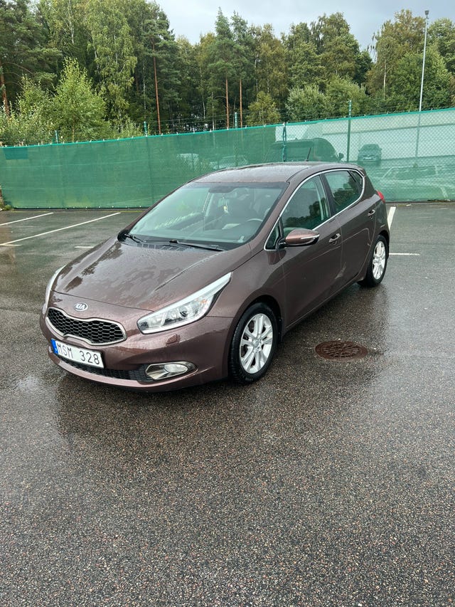 Kia Ceed 2013 – bild 4