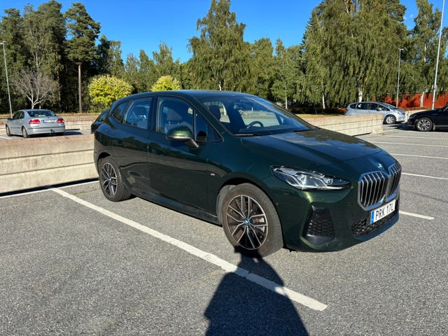 BMW 230e 2024