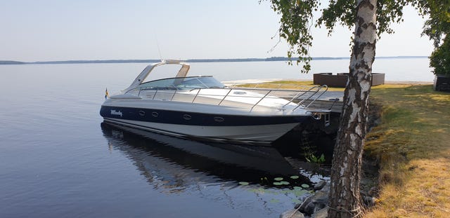 Välutrustad Windy 40 Bora med två Volvo Penta D6-350