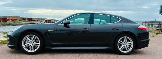 Porsche Panamera S 2013