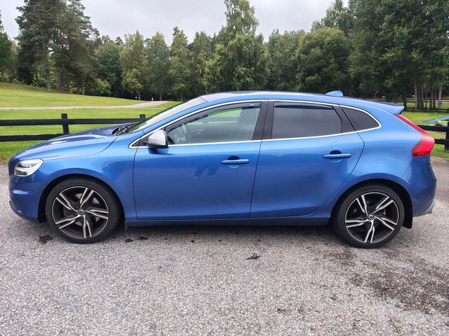 Volvo V40 2019