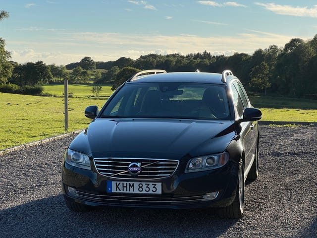 Volvo V70 2015