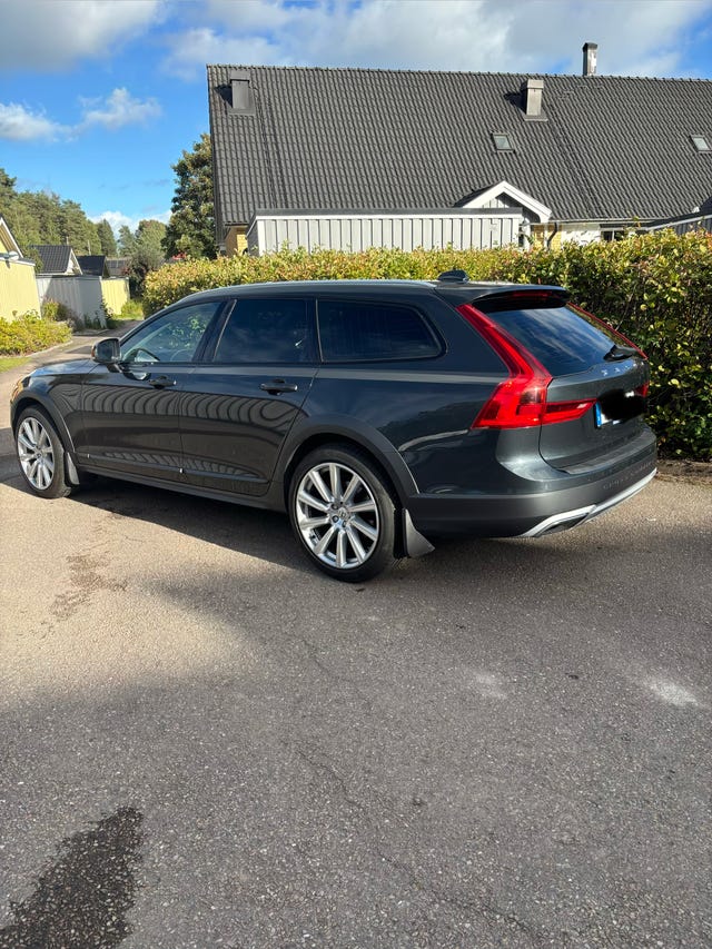 Volvo V90 Cross Country 2019