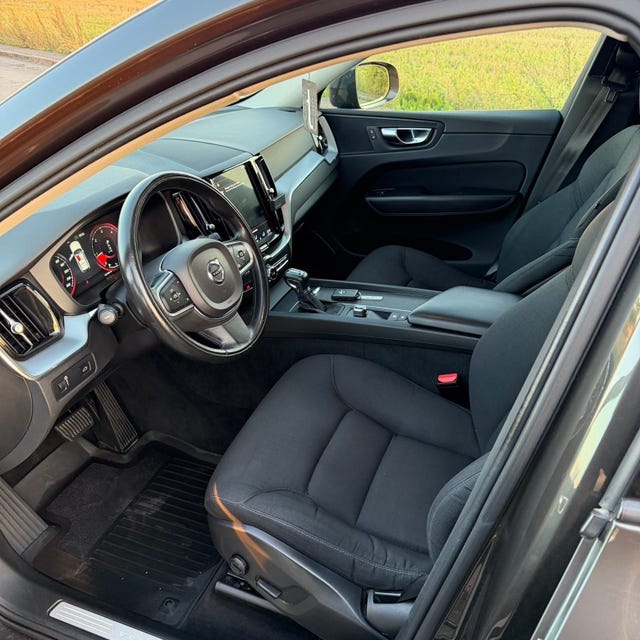 Volvo XC60 2019 – bild 4