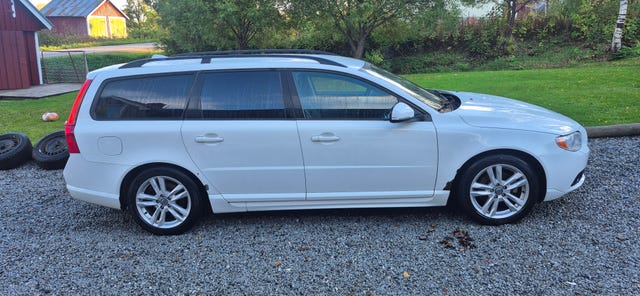 Volvo V70 2013