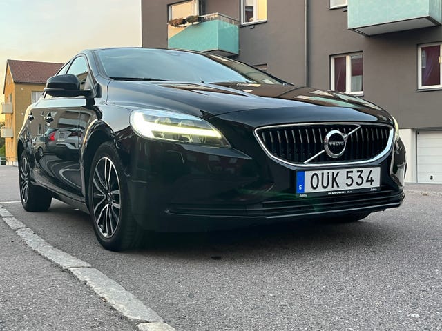 Volvo V40 2017