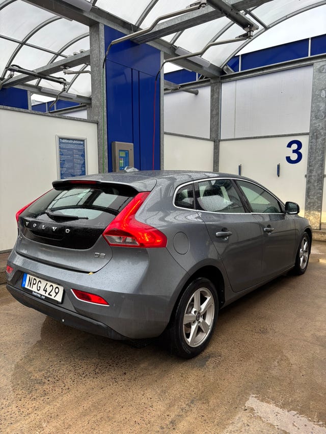 Volvo V40 2015