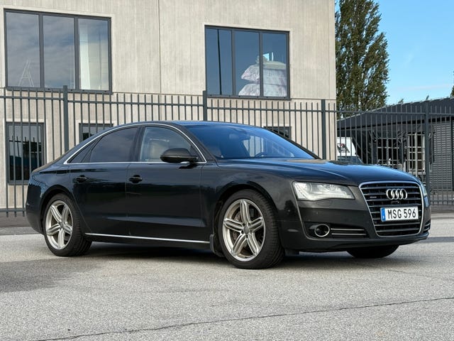 Audi A8 2012