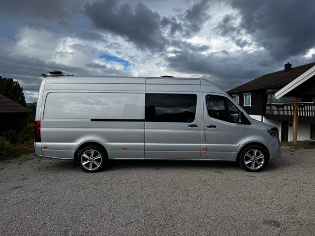 Mercedes-Benz Sprinter 319 2021