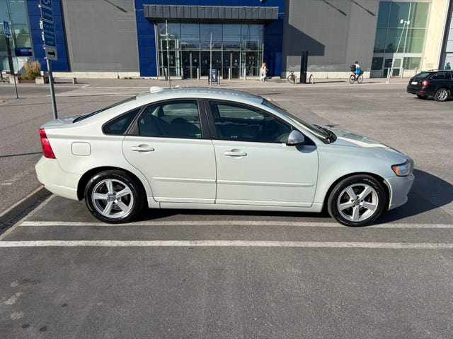 Volvo S40 2012