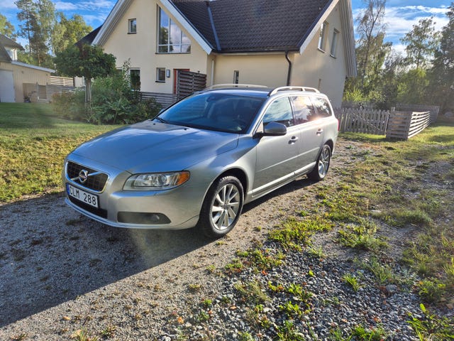 Volvo V70 2013