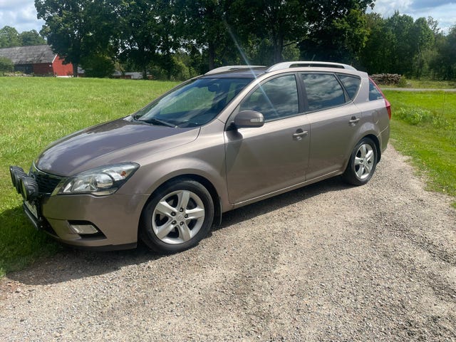 Kia Ceed 2011