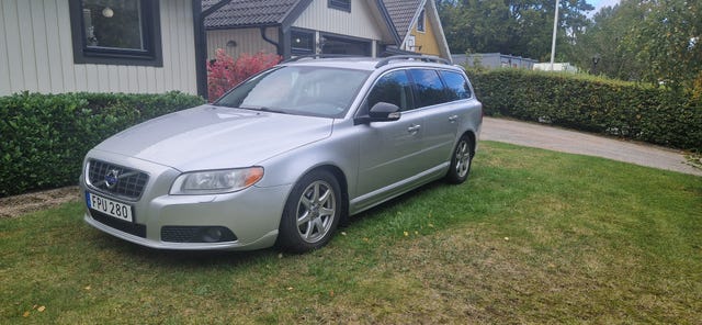 Volvo V70 2010 – bild 2