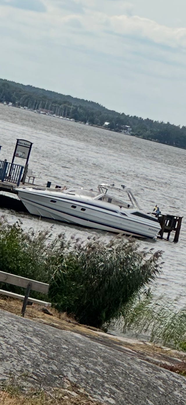Sunseeker Cobra 39