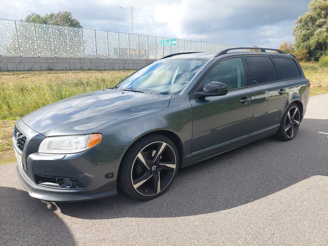 Volvo V70 2011