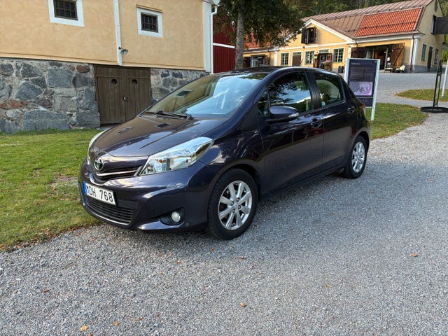 Toyota Yaris 2011