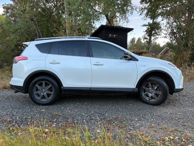 Toyota RAV4 2017