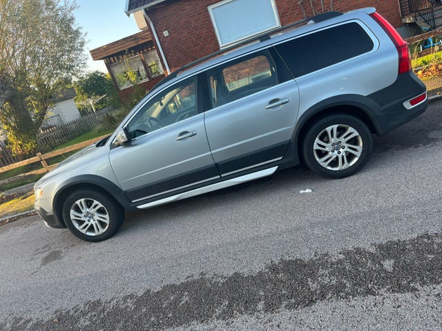 Volvo XC70 2010
