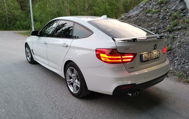 BMW 320d 2016 – bild 2