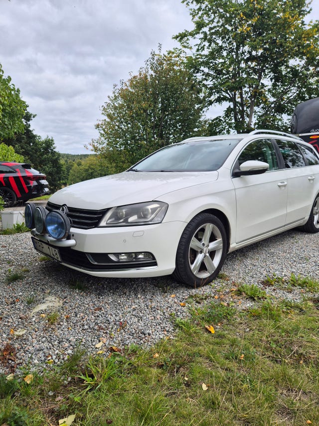 Volkswagen Passat 2012 – bild 2