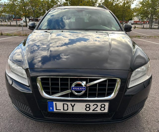 Volvo V70 2011 – bild 2