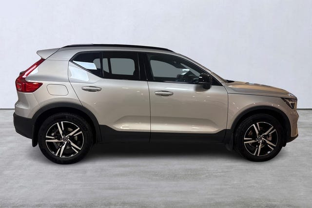 Volvo XC40 2025 – bild 3