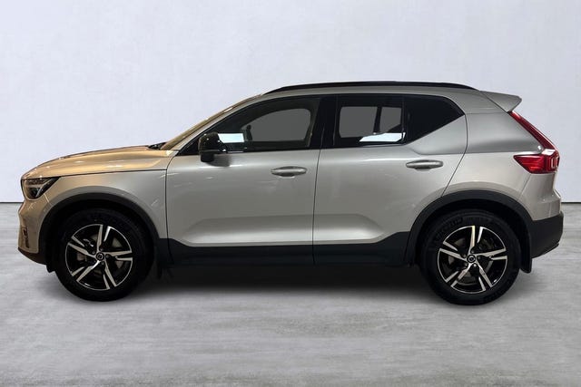Volvo XC40 2025 – bild 2