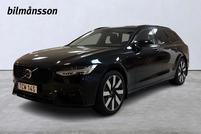 Volvo V90 2025
