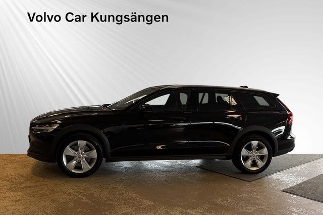 Volvo V60 Cross Country 2022 – bild 3