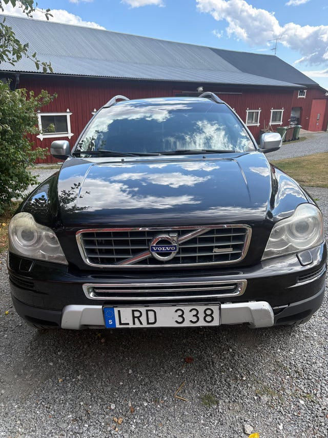 Volvo XC90 2011