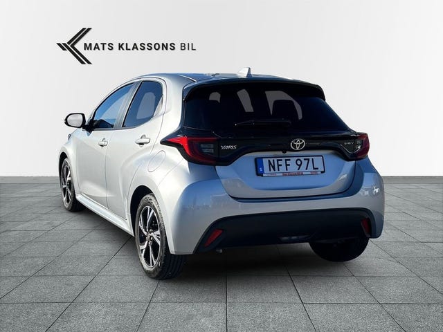 Toyota Yaris 2025 – bild 2
