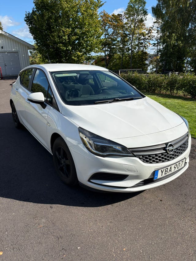 Opel Astra 2016