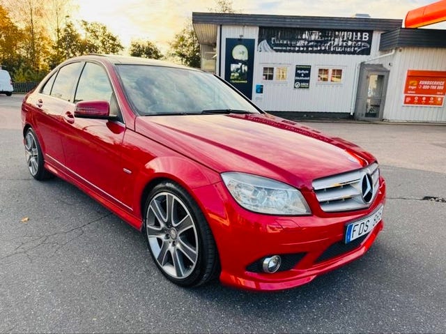 Mercedes-Benz C200 2011