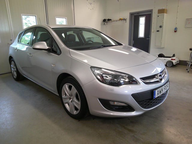 Opel Astra 2014