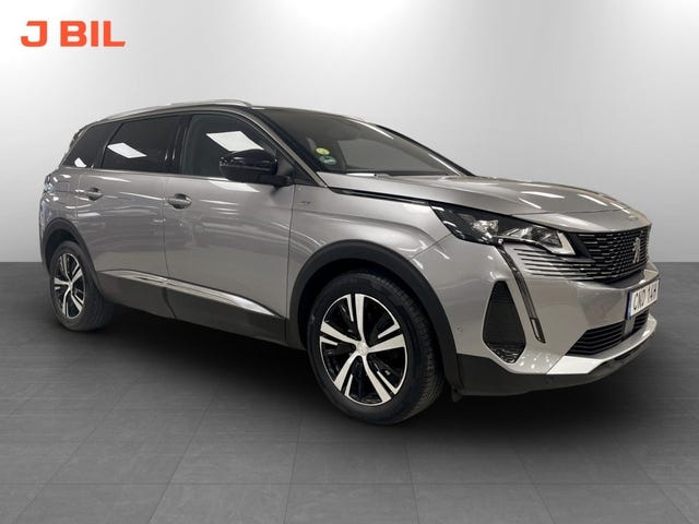 Peugeot 5008 2021