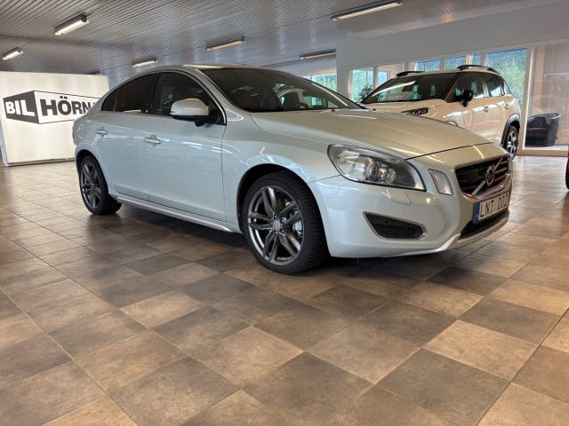 Volvo S60 2011