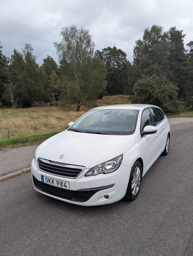 Peugeot 308 SW 2016