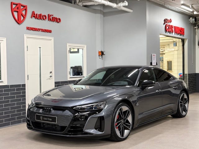 Audi e-tron GT RS 2023