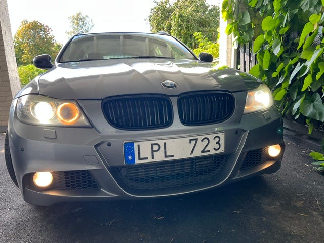 BMW 320d 2011