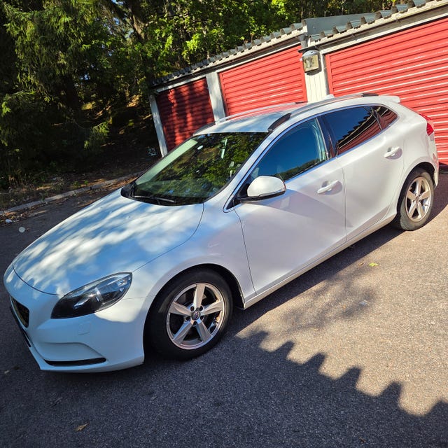 Volvo V40 2015