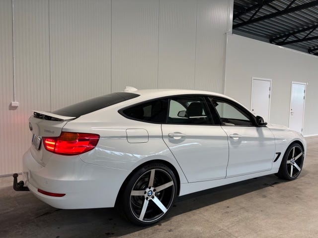 BMW 318 2016 – bild 3