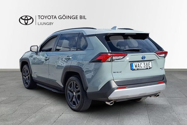 Toyota RAV4 2023 – bild 3