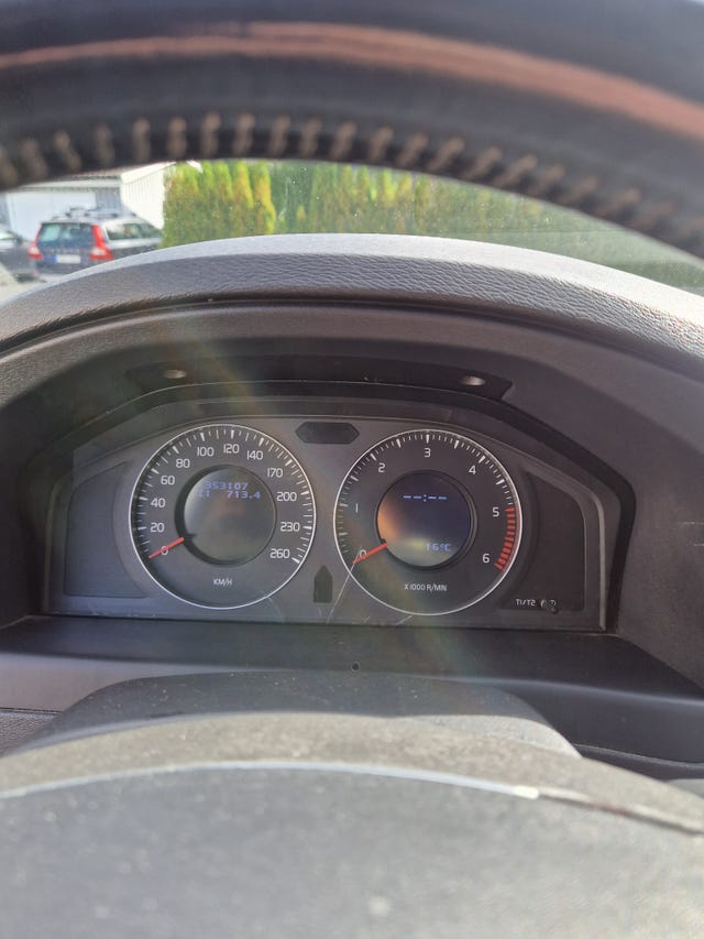 Volvo V70 2010 – bild 4