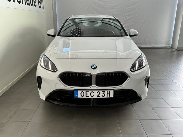 BMW 120 2026 – bild 2