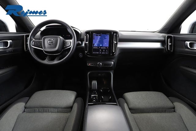 Volvo XC40 2025 – bild 2