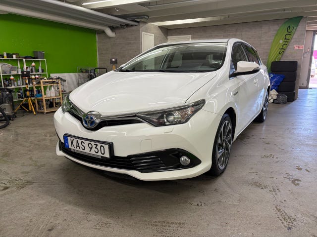 Toyota Auris 2016