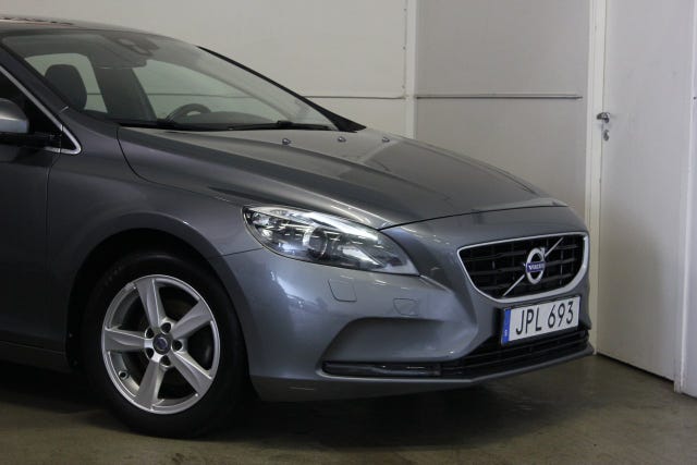 Volvo V40 2015 – bild 2